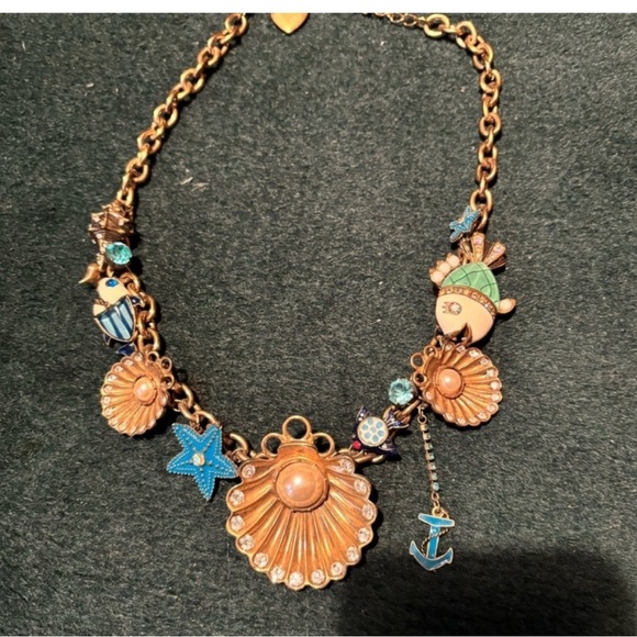 Betsey Johnson Massive Multi Fish Charm Necklace Retired Sea Shore Nautical look - Picture 3 of 4